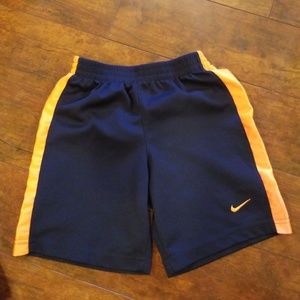 Nike shorts boys 6